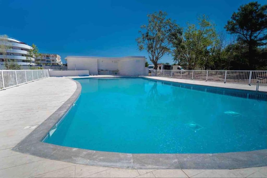 T2 Neuf + Piscine, 5 Mn A Pied Des Plages Sérignan 外观 照片