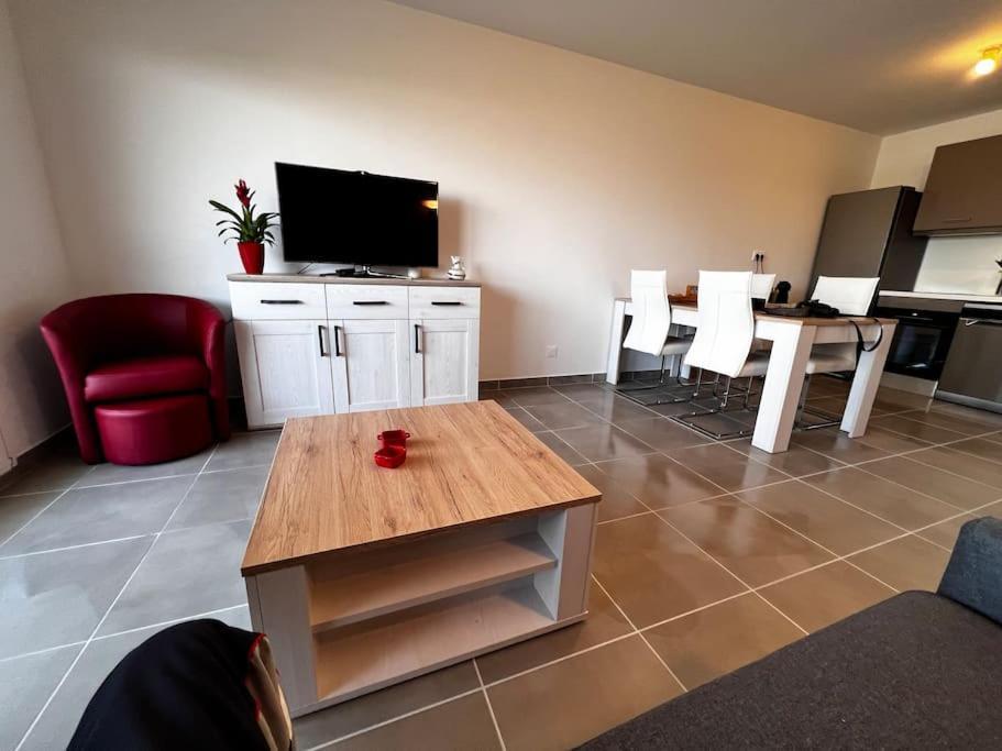 T2 Neuf + Piscine, 5 Mn A Pied Des Plages Sérignan 外观 照片